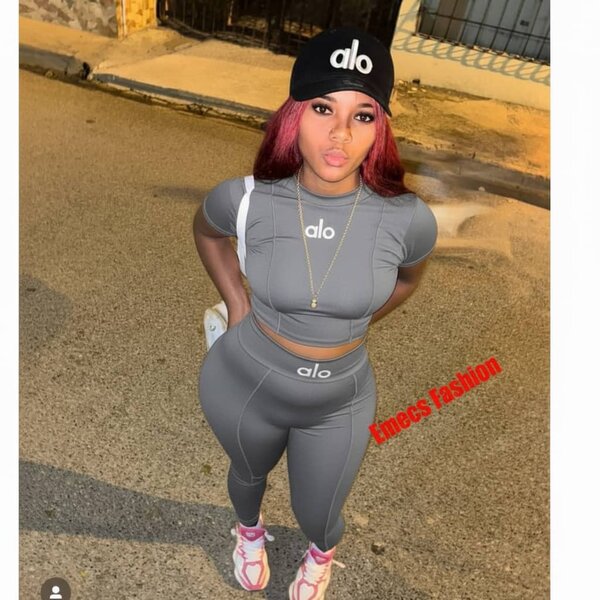 Tenue de sport femme Aloe