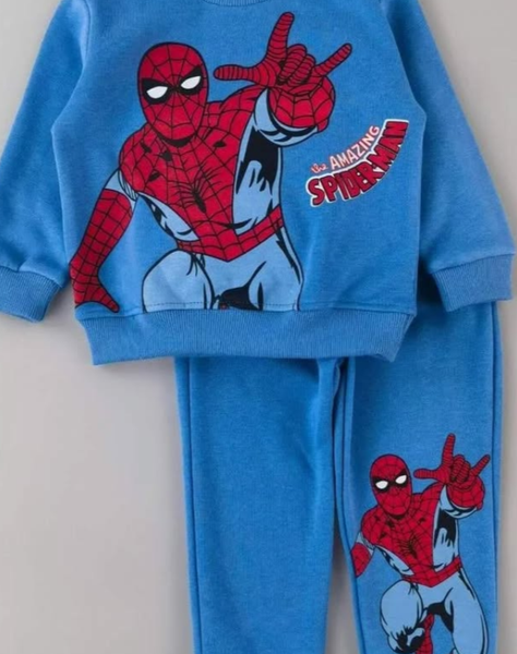 Kid's tracksuits