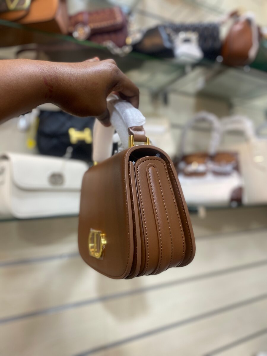 Sac bandoulière élégant femme