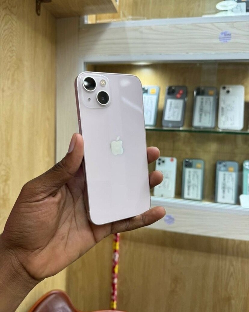 iPhone 13 en bon état