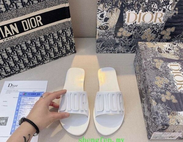 Its an easy wear for ladies