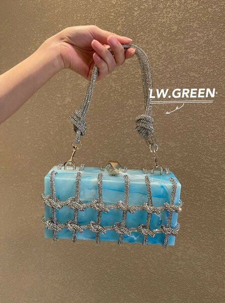 Sac à main en résine colorée