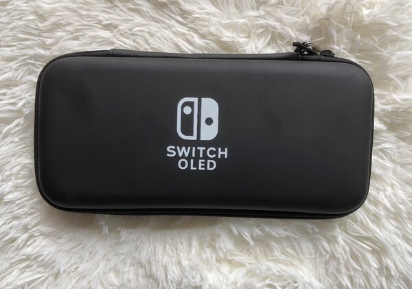 Pochette Nintendo Switch en promo