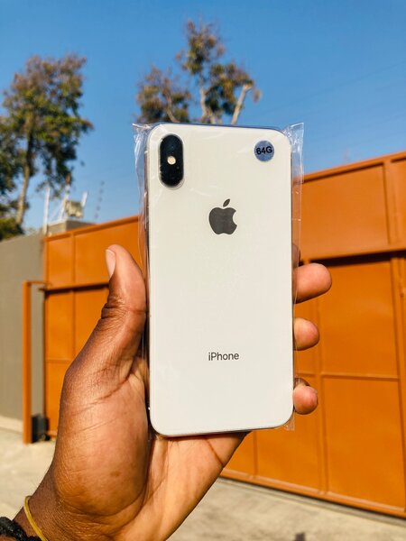 iPhone X  Fully functional  64 gb 