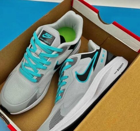 Trainers Adidas sneakers grey