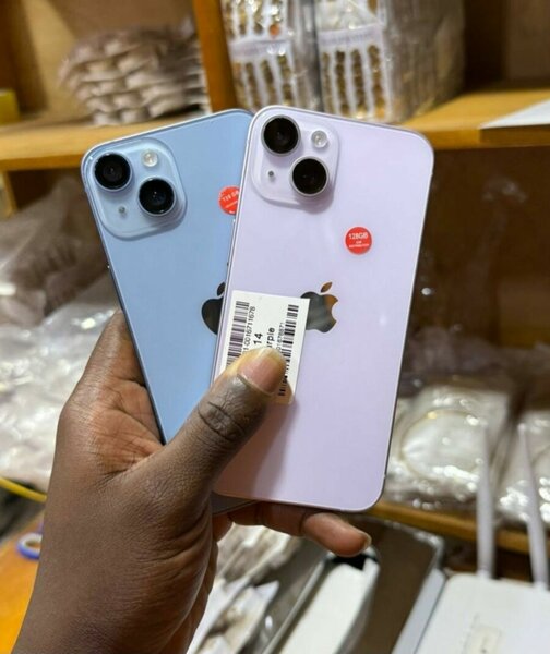IPhone 14 simple