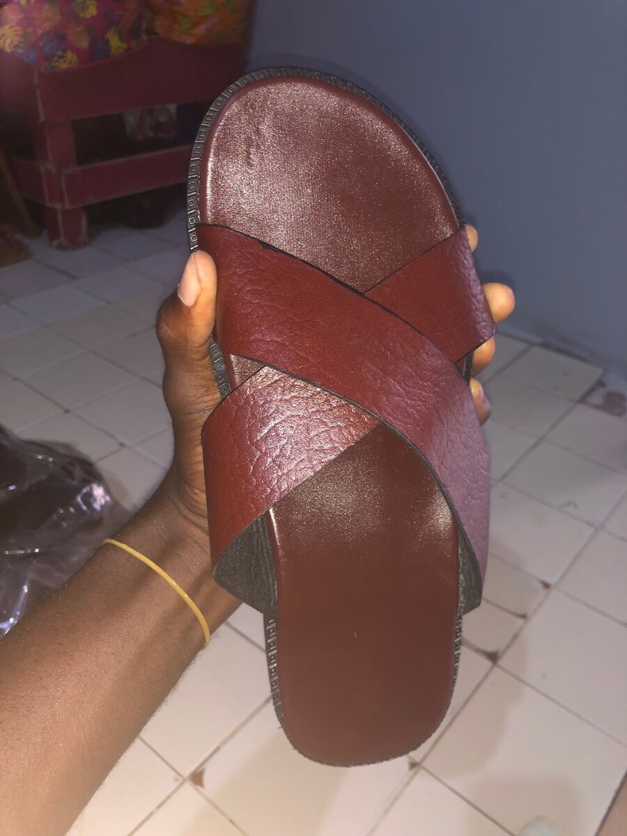 Sandale en cuir pour homme