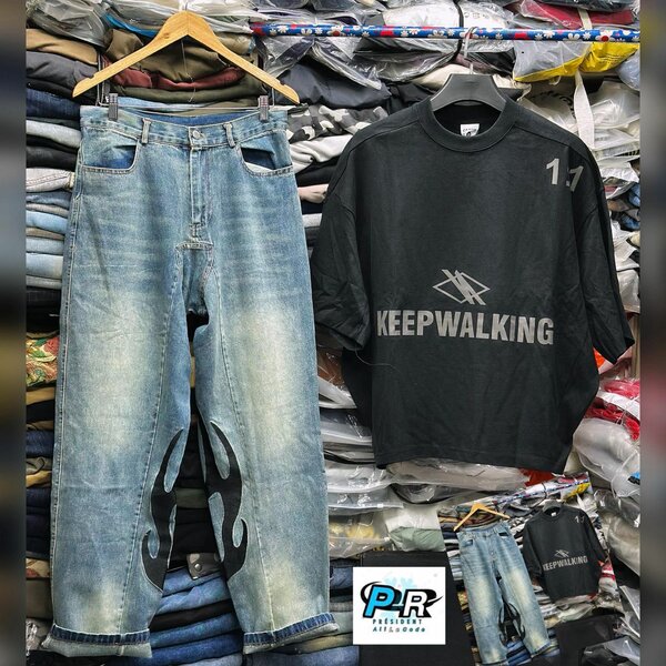 T-shirt et Jean tendances pour hommes