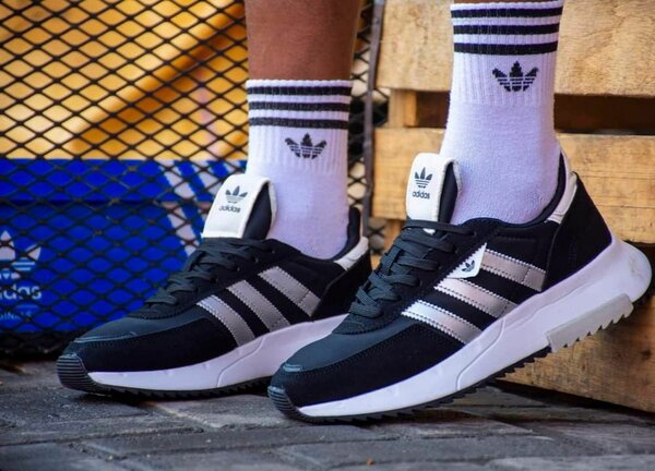 Runners both for men n women