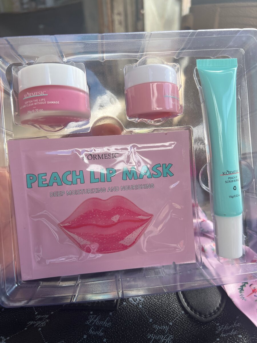 Ensemble soin lèvres pêche