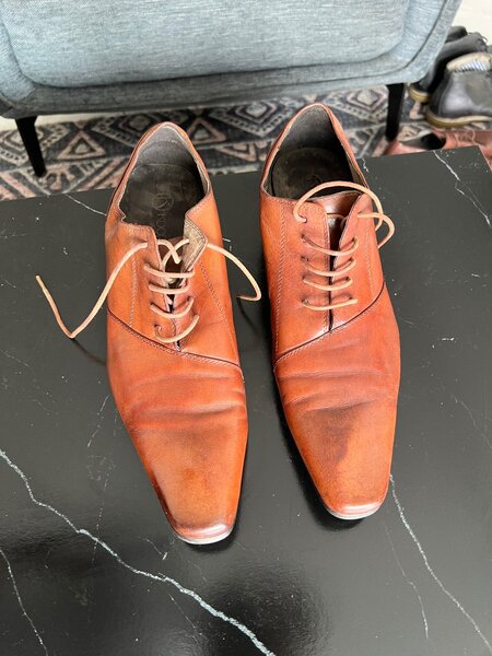 Chaussures habillées en cuir marron