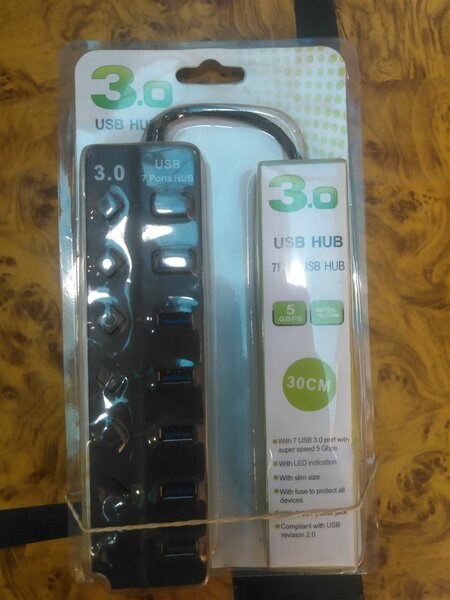 USB HUB
