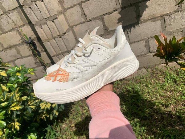 Stone island x new balance sneaker