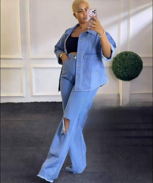 Femmes denim costume