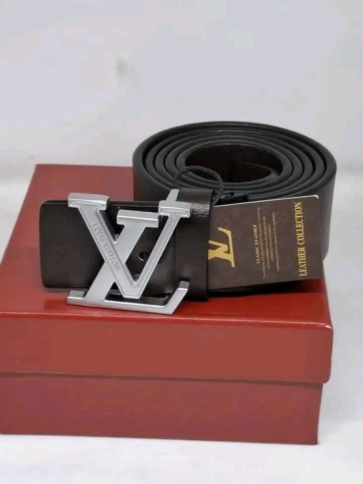 Ceinture en cuir avec boucle élégante