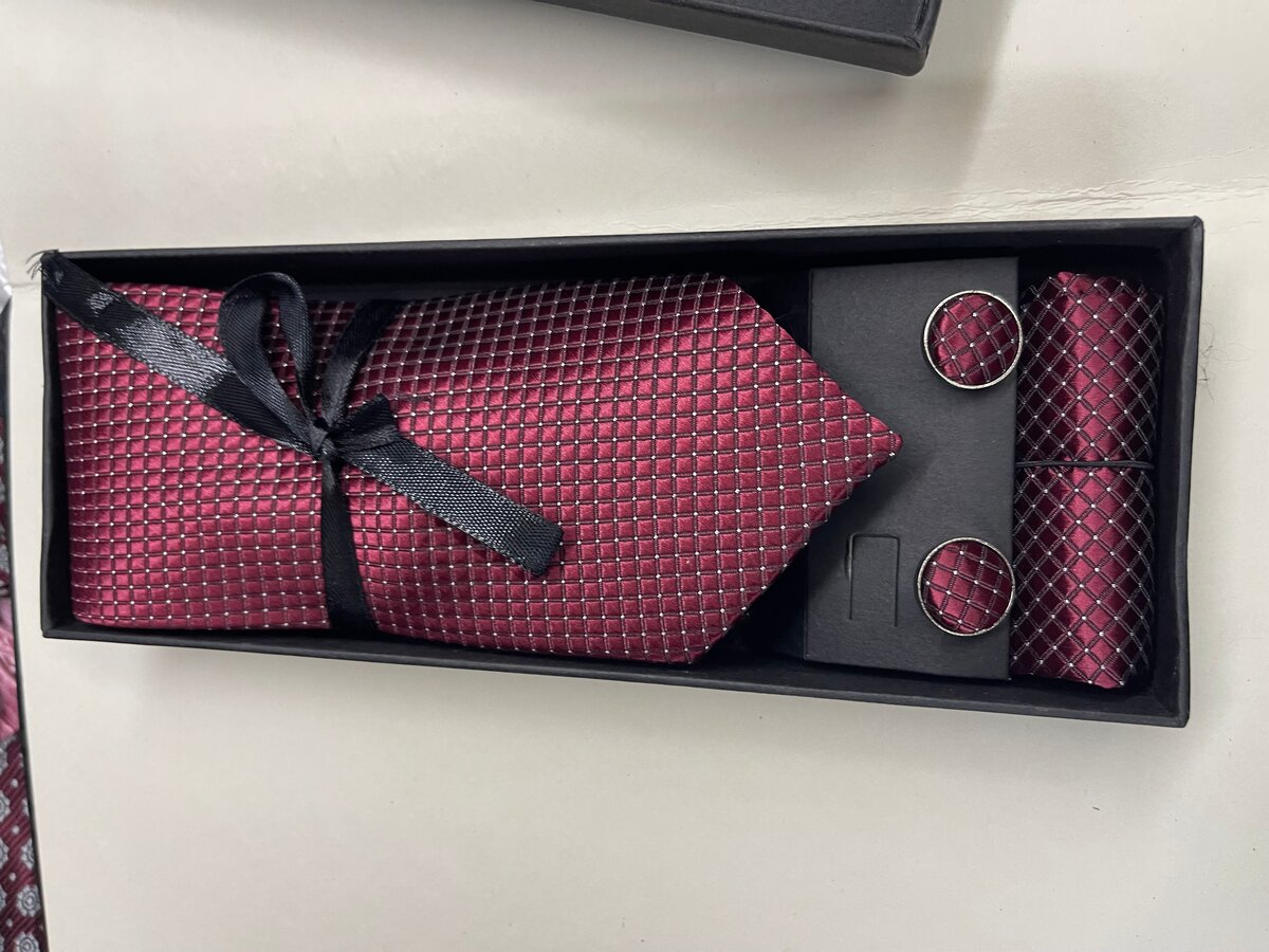 Ensemble Cravate en Soie Élégante