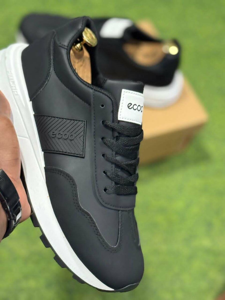 Chaussures de sport noires homme