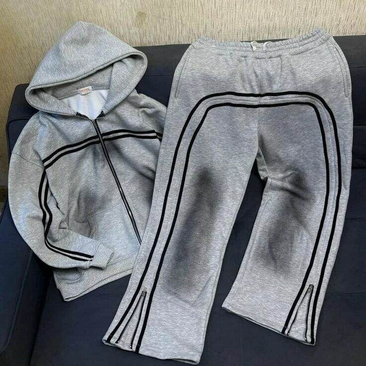 Ensemble survêtement moderne