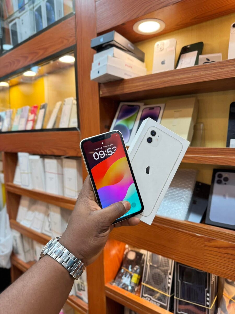 iPhone 11 Blanc Neuf 128Go