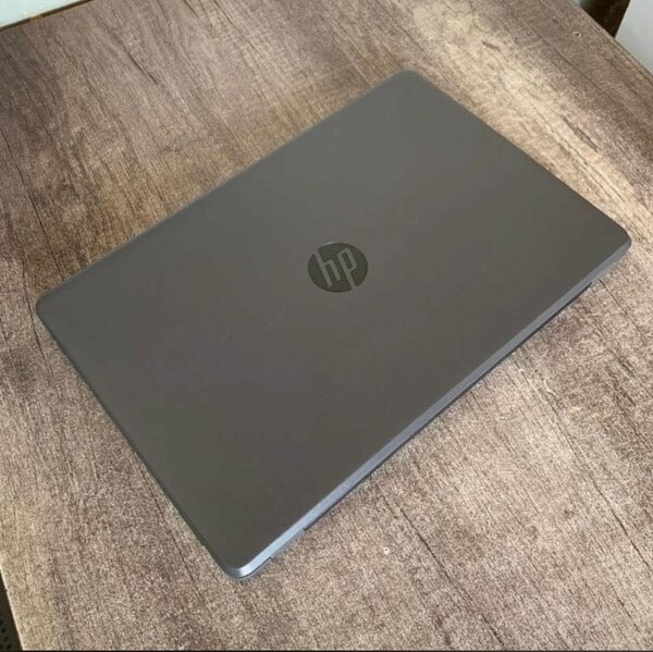 HP LAPTOP 255 G7 ,