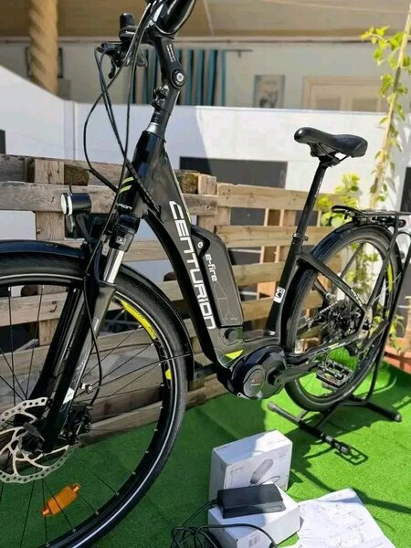 Vélo électrique pliant - randonnée urbaine