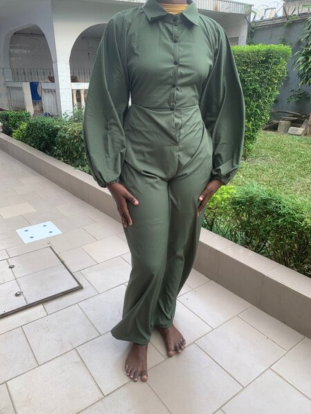 Combinaison verte élégante