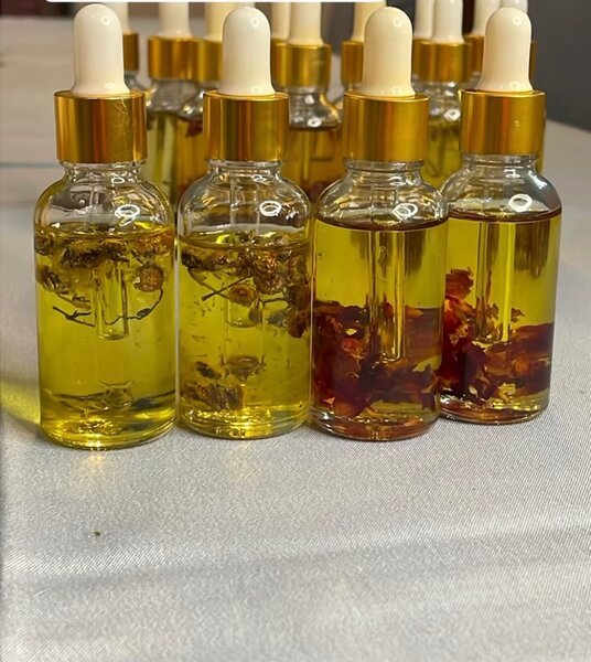 Huile de corps parfumée