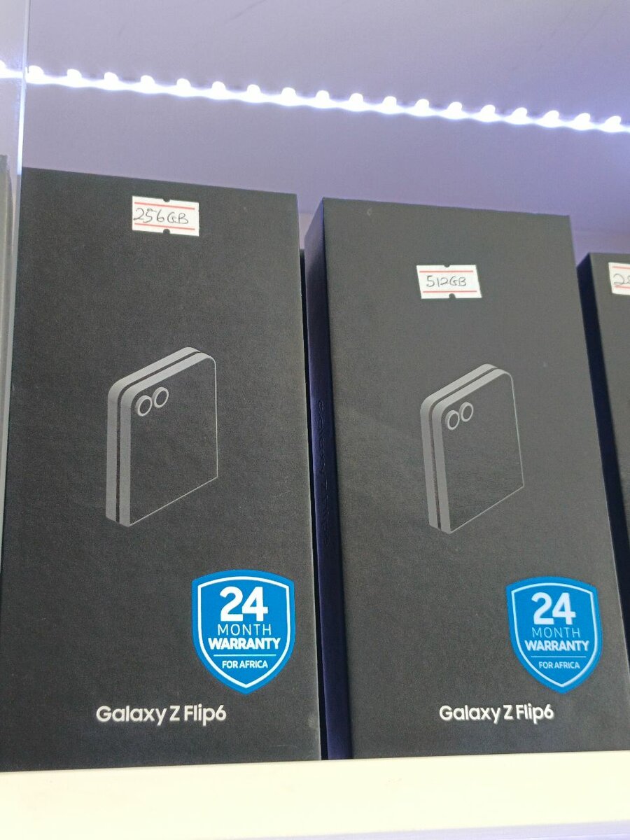 SAMSUNG GALAXY ZFLIP6 (256)