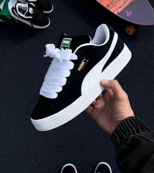 Puma Suède xl noir blanc