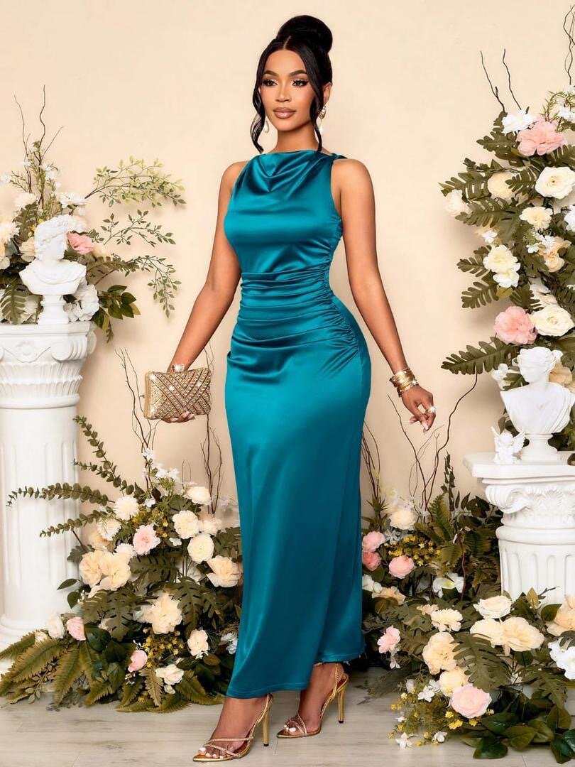 Robe satinée élégante soirée