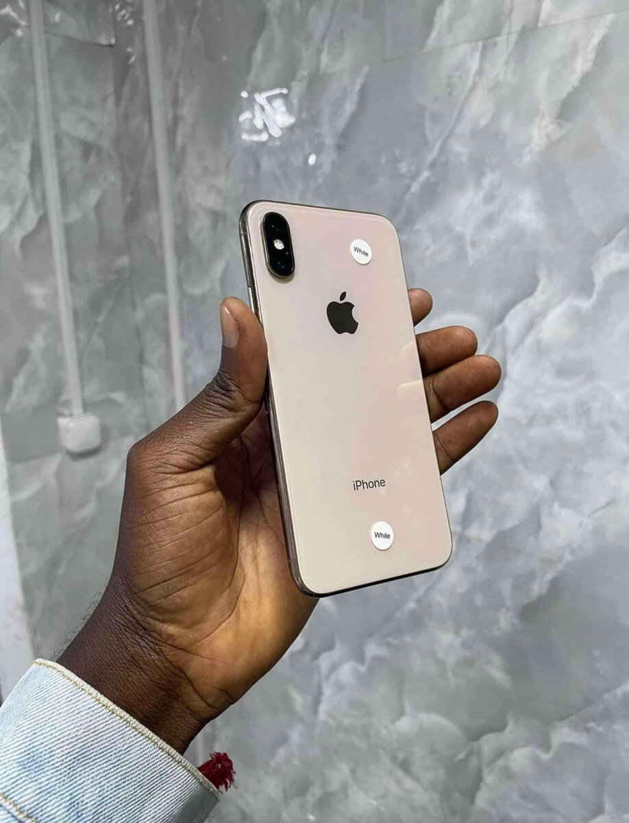 iPhone XS argent débloqué 128g