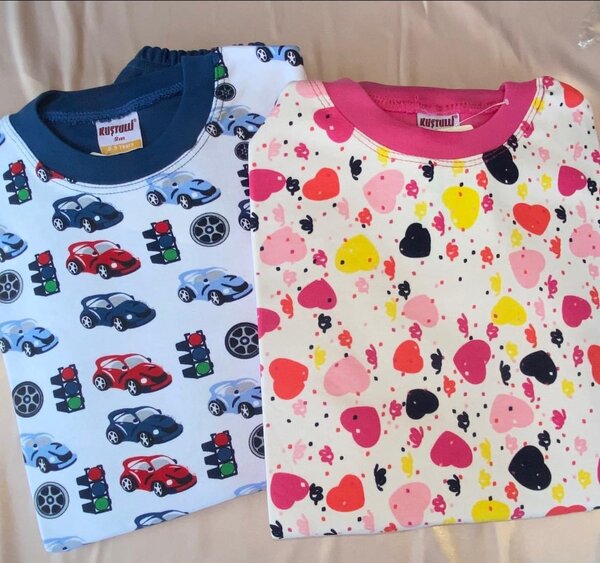 Kids cotton pyjamas