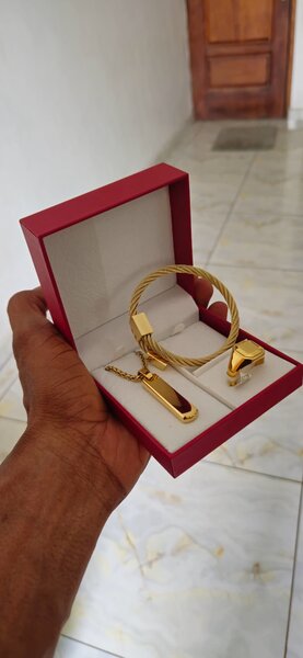 Bijoux 3 en 1 dans coffret