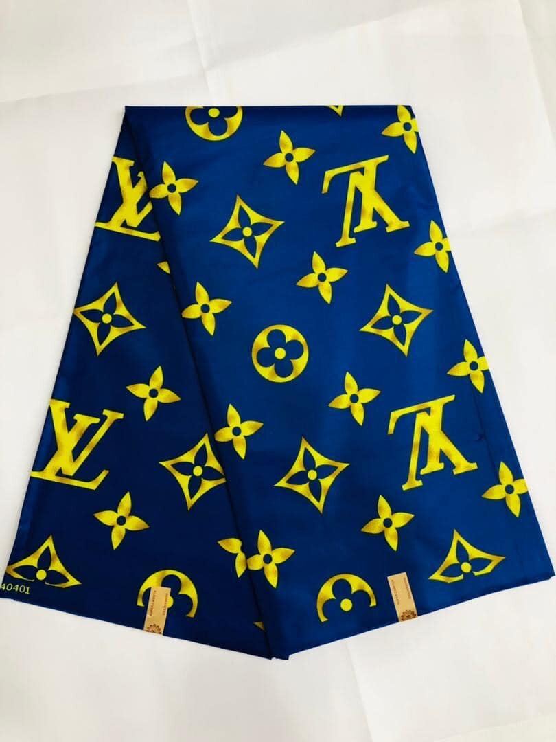 Polyester fabric with print blue