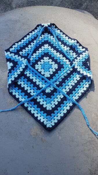 Châle Crochet Bleu Fait Main