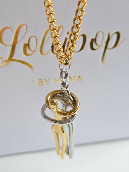 Elegant plaque or collier