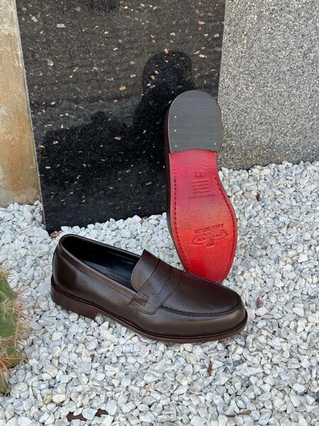 Chaussures mocassins en cuir marron