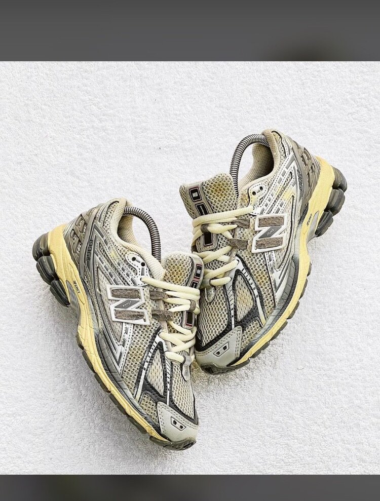 New balance sneaker
