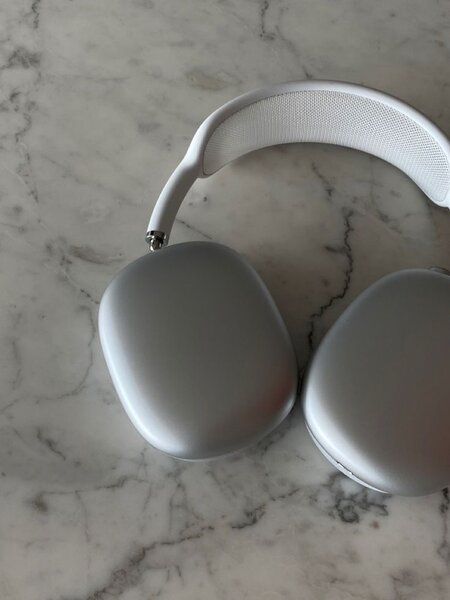 AIRPODS PRO MAX
