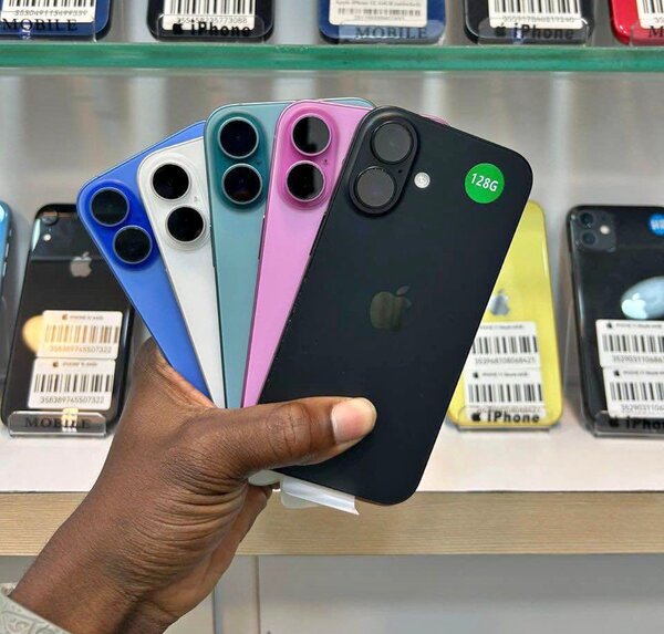 iPhone 128 Go Divers