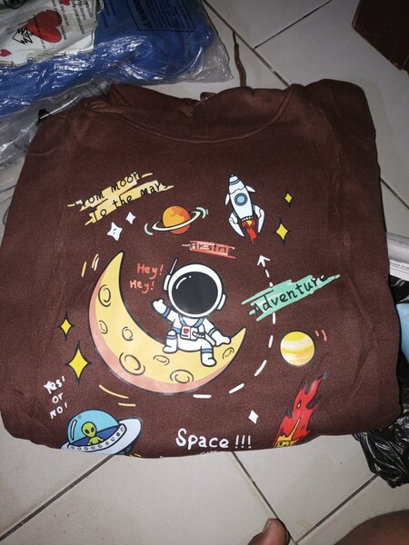 Sweatshirt Collection Unique Motifs