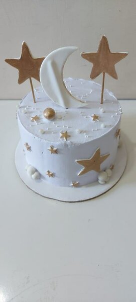 Customized Cakes