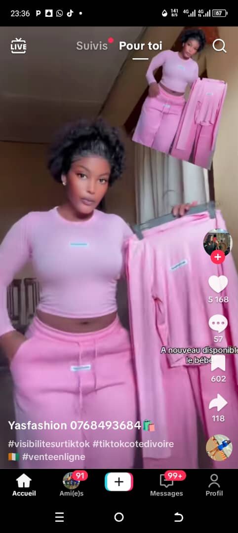 Ensemble sportif tendance femme