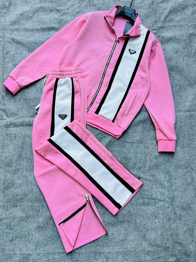 Ensemble de survêtement coloré