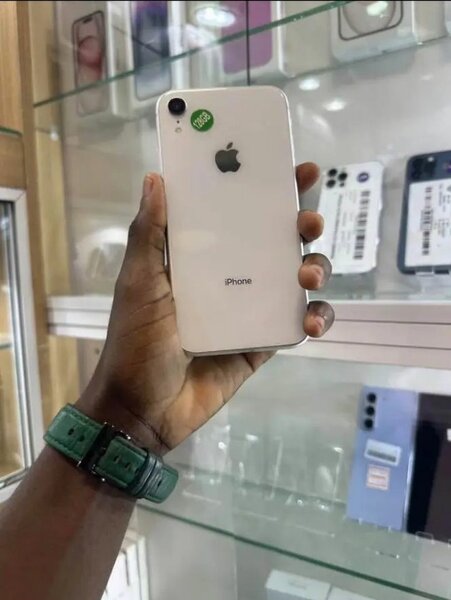 iPhone XR élégant Blanc