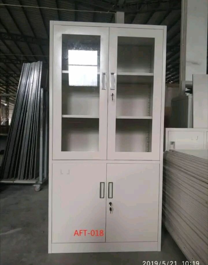 Armoire de rangement moderne