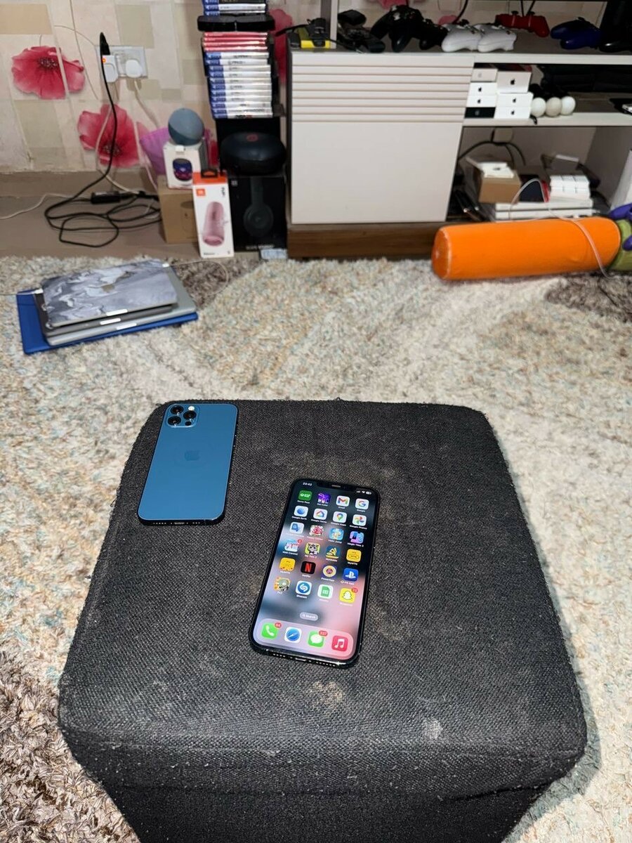 iPhone 12pro max(UK)