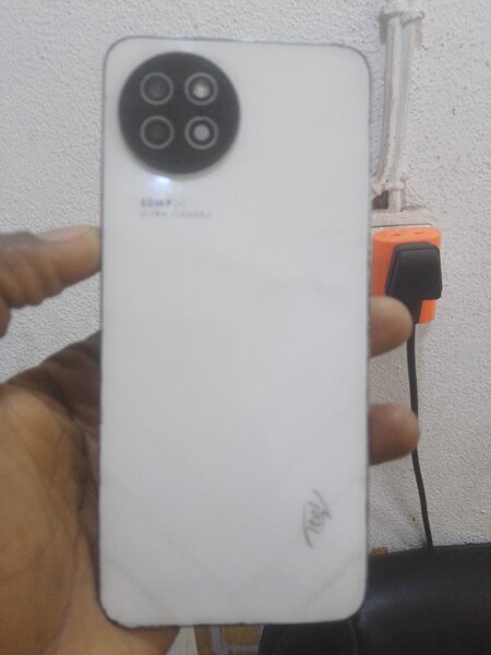 Itel  S23