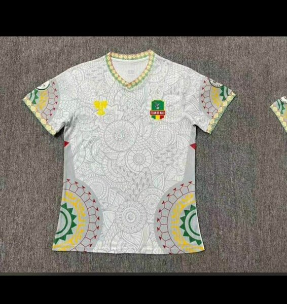 Maillot de foot ethnique