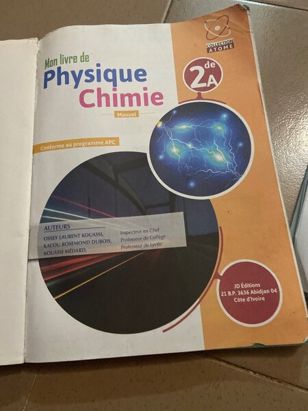 Livre de Physique-Chimie 2de